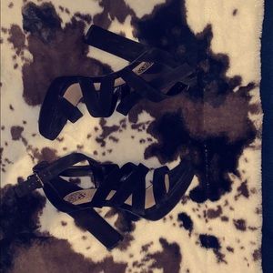 Vince camuto black heels